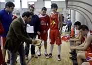 David Gonz�lez continuar� un a�o m�s en el banquillo del primer equipo del EDM. 