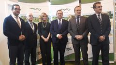 (De izquierda a derecha) El Director General de Comercio y Turismo, Julio Rodr�guez Zapico; el consejero de Turismo de Euskadi, Alfredo Retortillo; la Directora de Turismo de Galicia, Nava Castro; el consejero de Turismo del Principado, Isaac Pola; representante de Turespa�a y el consejero de Turismo de Cantabria, Francisco Mart�n