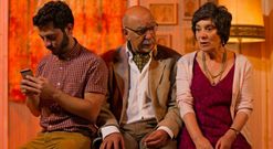 Guillermo Carbajo, Ernesto Chao y Mela Casal protagonizan la nueva producci�n de Redrum Teatro.