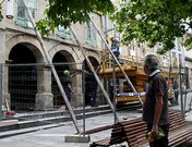 El derrumbe interior en un edificio de A Verdura oblig� al Concello a tomar medidas. 