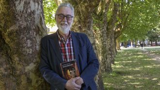 <span lang= gl >Manuel Portas: �Quixen dar a co�ecer a historia do ensino medio compostel�n�</span>