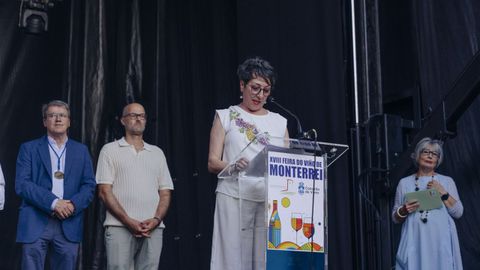 Asistentes a la primera jornada de la XVIII Feira do Vio de Monterrei.