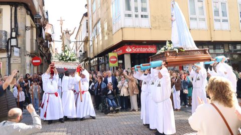 Procesi�n de Domingo de Resurrecci�n en Noia