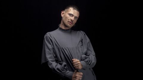 Mondra�v�n de sacar o seu disco de debut, �Ard�n�.