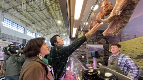 Ana Pontn visitou a Praza de Abastos de Lugo