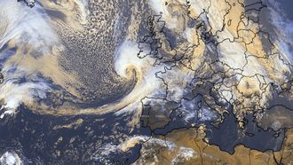 Imagen de la borrasca Austen este jueves situada al suroeste de Irlanda