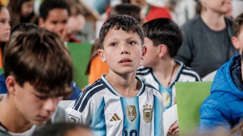 Acto de Leo Messi en el Palacio de los Deportes de Oviedo