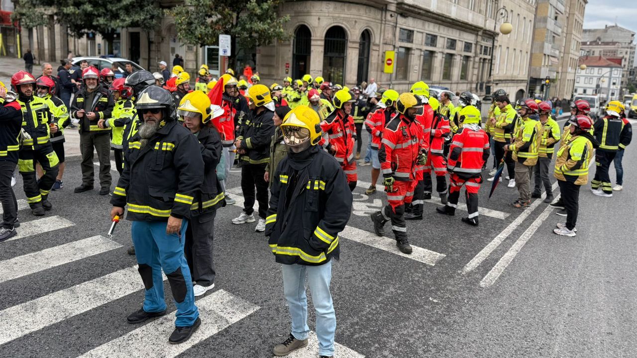 Los GES de Barbanza se suman a la protesta en Ourense para exigir el fin de la precariedad en emergencias