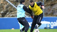 �lex L�pez y David Rodr�guez, ahora en el Racing de Ferrol, durante su etapa en el Celta
