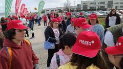 Ms de 80 voluntarios recogen 128 kilos de residuos de la playa de Salinas dentro del proyecto Mares Circulares