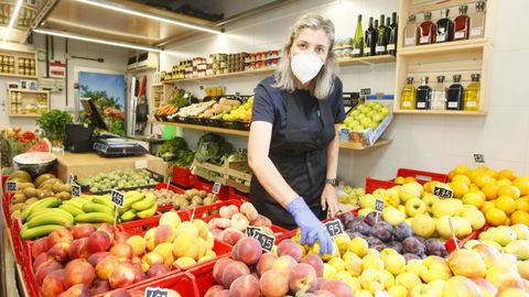 Nuevo puesto de Frutas Jos� en la Praza de Abastos de Viveiro, abierto esta semana
