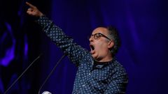 Josito Porto, al recibir un premio de teatro