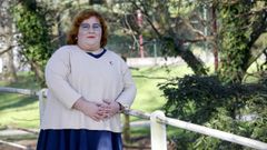 Iria Carreira, no parque compostel�n de Galeras, que lle recorda o verde da s�a parroquia arzu� de Santo Estevo do Campo