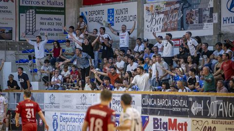 El p�blico vibr� con el debut de su equipo en liga, en un encuentro intenso de principio a fin.
