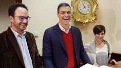 La diputada Isabel Rodrguez, junto a Pedro Snchez y Antonio Hernando, en una imagen de archivo.