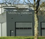 El vivero de Lal�n cuenta con tres empresas; en Meis hay una. 