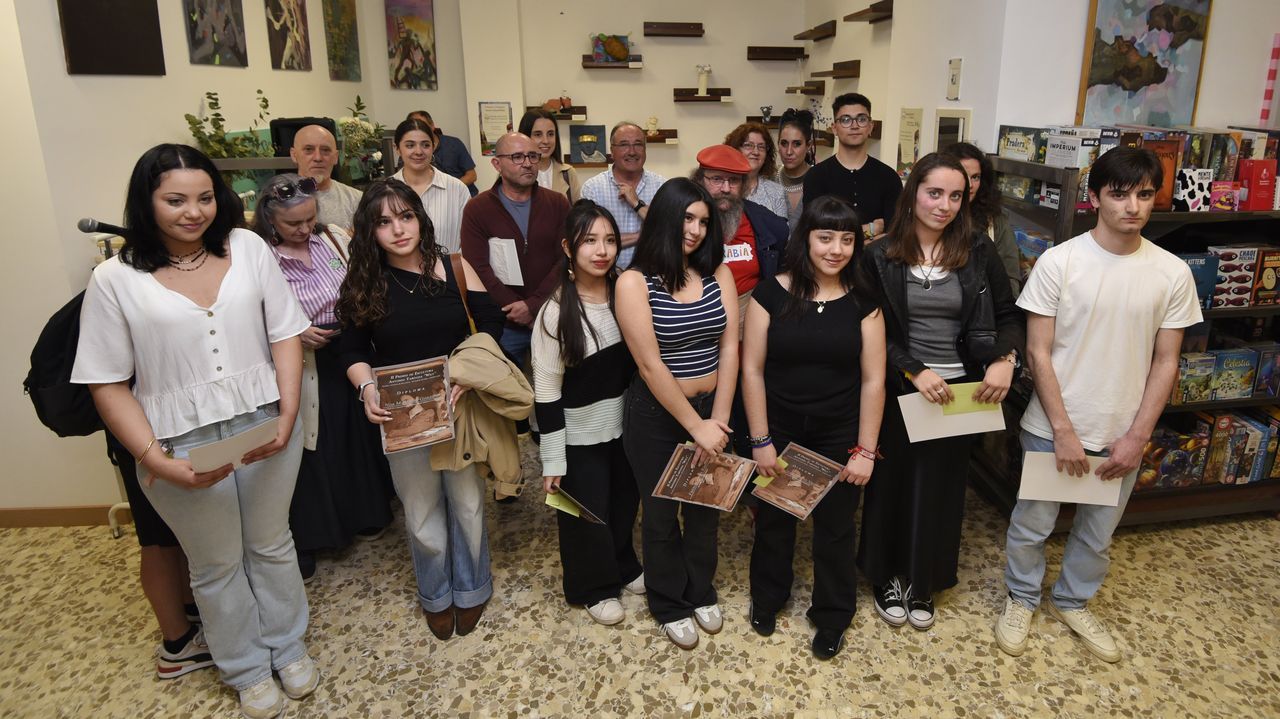 Lalín presume de jóvenes escultores