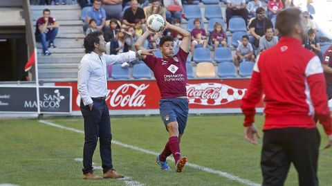 El Pontevedra CF vence al Racing de Ferrol