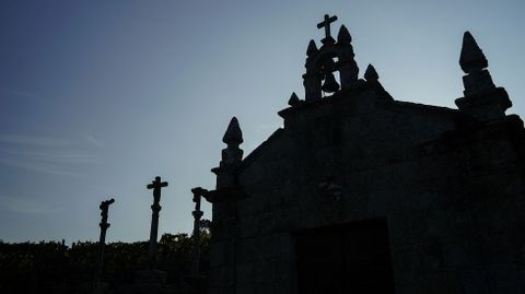 Va crucis en la capilla de San Ramn de Beade