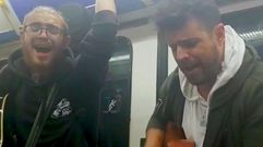 Pablo L�pez act�a en el metro de Madrid