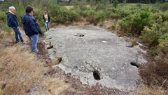 Altar o longhouse de Adai, �nica caba�a prehist�rica excavada en granito
