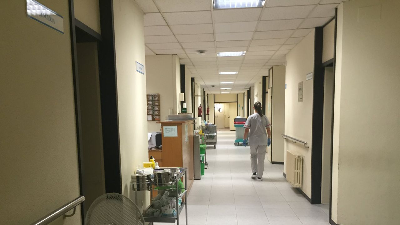 El Parlamento pide por unanimidad un 15% más de plazas en Enfermería al Gobierno