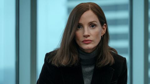 Imagen de adelanto de la serie The Savant protagonizada por Jessica Chastain