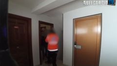 Un youtuber ataca con gas pimienta a un pizzero y dice que es una �broma�