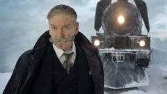 Kenneth Branagh como Hrcules Poirot en Asesinato en el Orient Express.