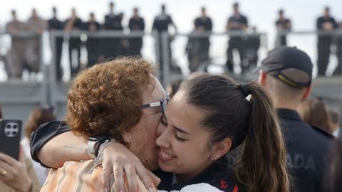 Llegada al Arsenal Militar de la fragata lvaro de Bazn