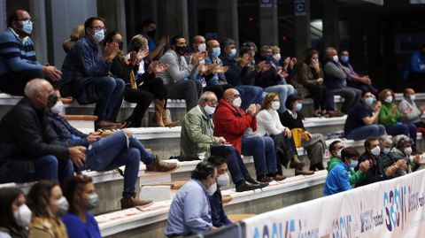 Balonmano Cisne vs Bar�a