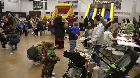 Festa infantil de entroido no Sal�n Pe�a de Cambados