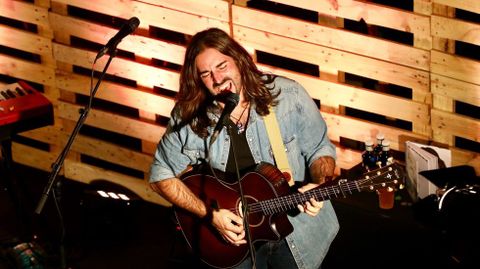 Andr�s Su�rez actuar� con la Sinf�nica en el concierto ben�fico de Navidad a beneficio de la asociaci�n P�rkinson Galicia-Coru�a.