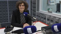 La alcaldesa, en una imagen de archivo en la sede de Radio Voz en Santiago