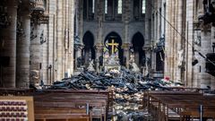La estructura de Notre Dame permanece casi intacta y las dos torres se han salvado del fuego
