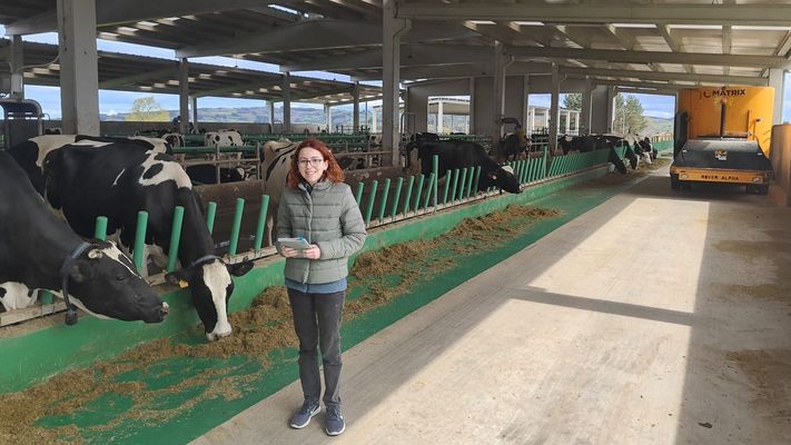 Aina Mena est� satisfecha con la formaci�n que recibe en el campus de Lugo