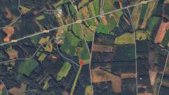 El primer sismo (punto rojo) se produjo a pocos metros de la capilla de Albor�n, en la parroquia de Rus, municipio de Carballo. Coordenadas�43.1221, -8.6207
