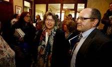 Andr�s Hermida -derecha-, con la conselleira de Mar, ayer en Celeiro.