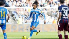 Lucas Noubi, durante un partido del Deportivo en Riazor.