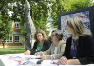 Roc�o Carb�n, Rosa Ferreira y Amalia Goldar, en la presentaci�n. 