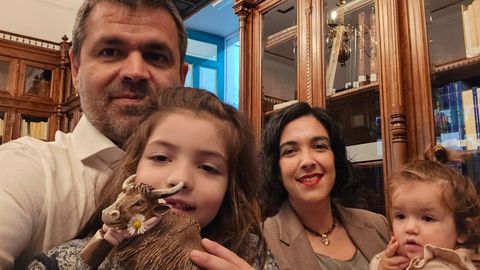 Jorque Quezada con su mujer, Francisca Onel, y sus hijjas Cayetana y Vicenta