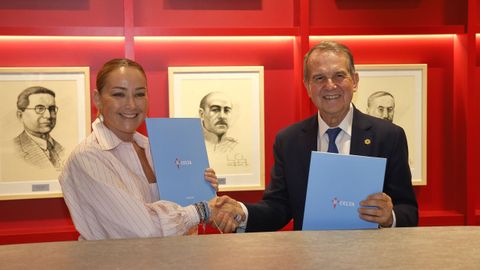 Mari�n Mouri�o y Abel Caballero firmaron el convenio en la nueva sala de presidentes.