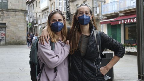 Marta y Celia, madrileas por Pontevedra