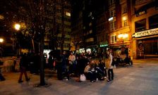 J�venes haciendo botell�n en Santa Catalina en una imagen del a�o 2008.