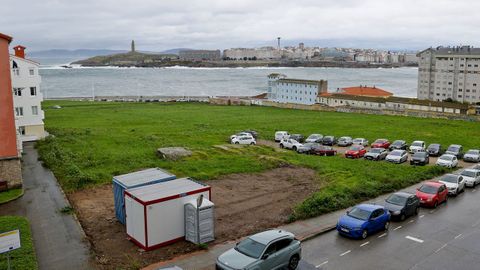 Vista del solar en el que est� previsto el proyecto de As Percebeiras, en Laba�ou