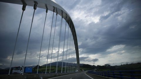 AUTOVIA AUTOPISTA DEL CANTABRICO - A-8
VIADUCTO DE NAVIA