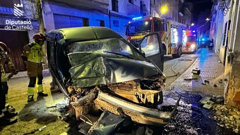 Un conductor que dio positivo en drogas y alcohol provoca un accidente con dos muertos y tres heridos