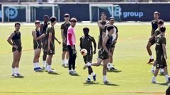 El Celta Fortuna viaj�al completo al Barcelona y Fredi �lvarez dispondr� de su mejor once para abrir la fase de ascenso.