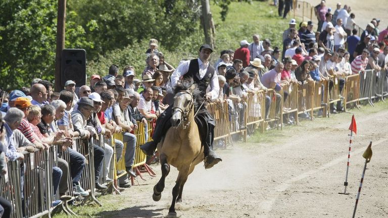 Carrera de caballos en As Maulas
