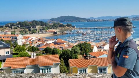 Imagen de archivo de un guardia civil en Baiona